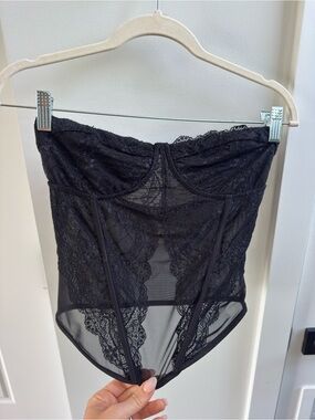 I.AM.GIA Black Strapless Lace Shapewear Bustier
